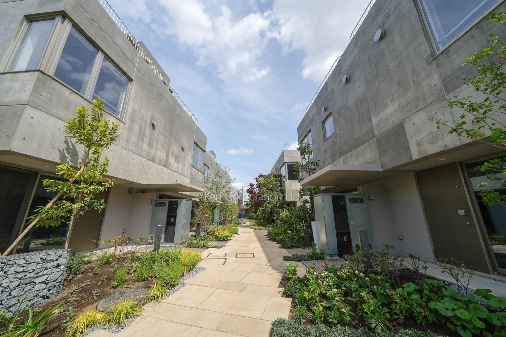 Nishiogi comichi terrace