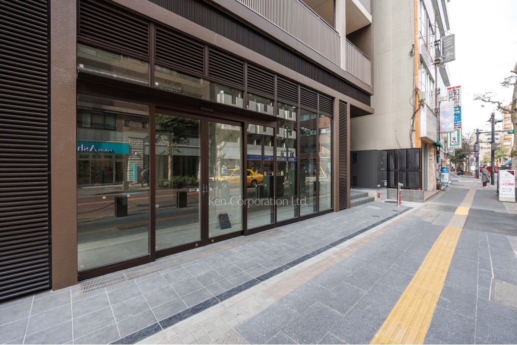 ＫＮ　ＲＥＳＩＤＥＮＣＥ　ＴＳＵＲＵＭＩ