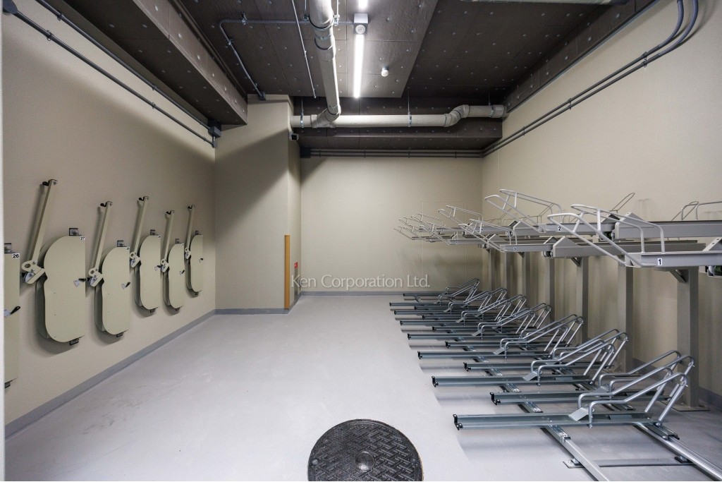 ＫＮ　ＲＥＳＩＤＥＮＣＥ　ＴＳＵＲＵＭＩ