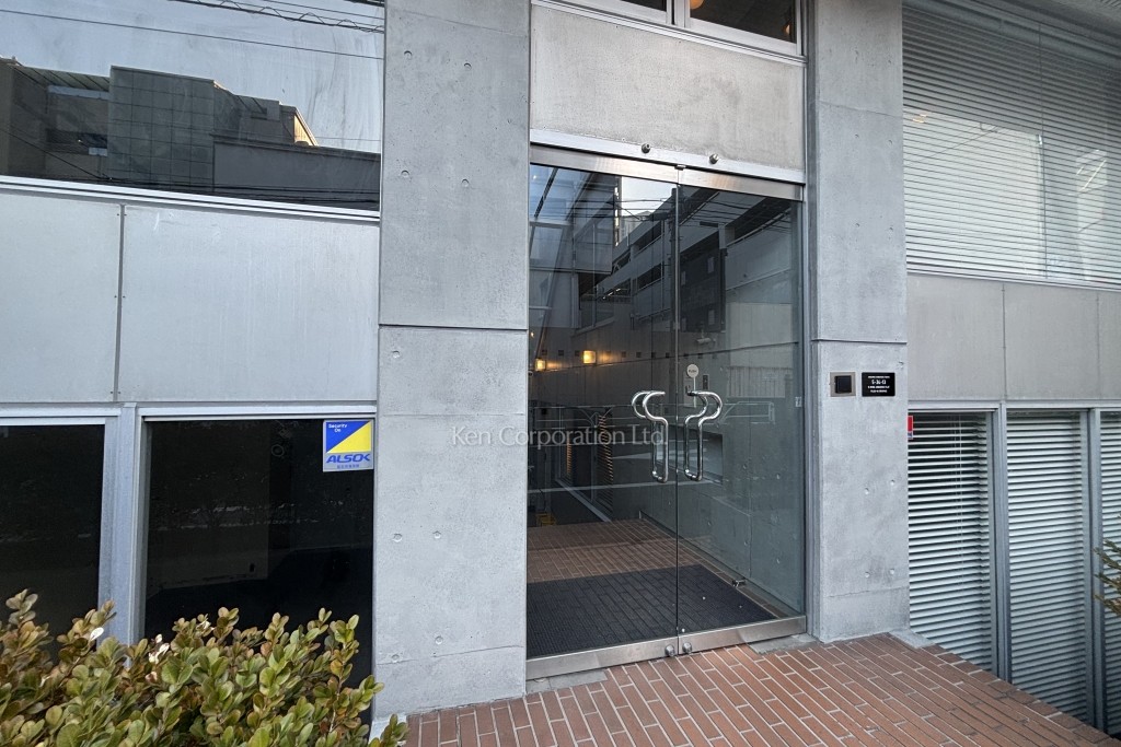 神宮前フラットLウィング