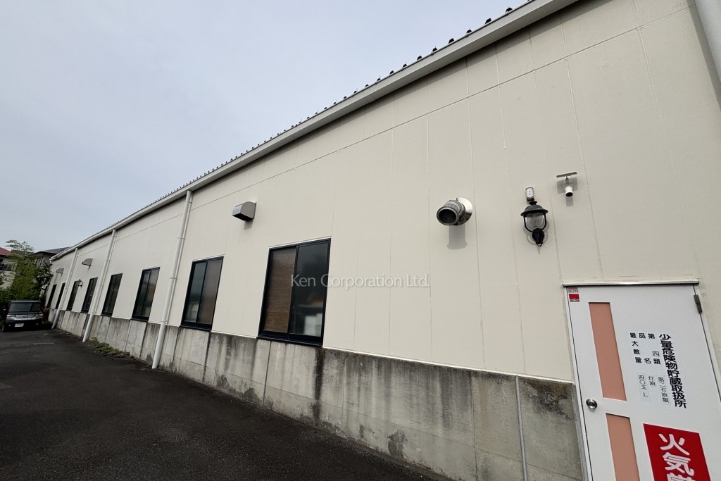 厚木市岡田5丁目倉庫