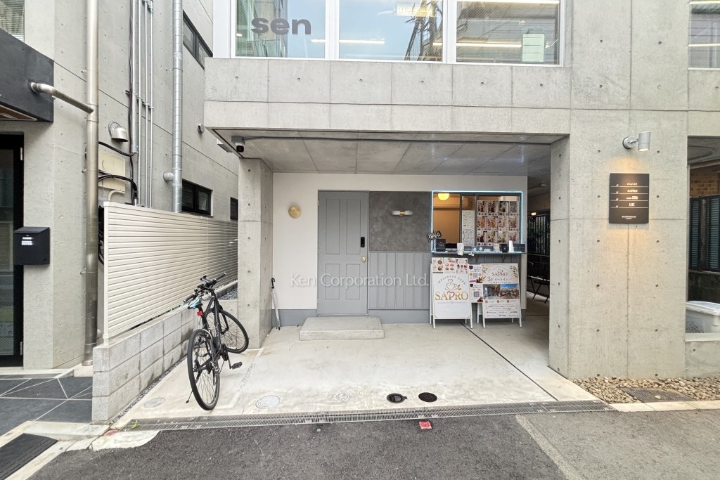 IJK神宮前れい