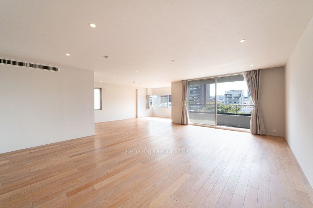 150 以上のレイアウトを持つ大型仕様マンション Kenの高級マンション 高級住宅情報