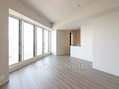 L'タイプ　内観