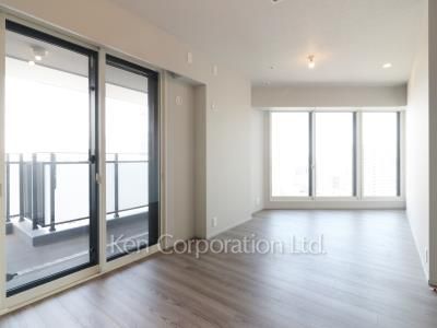 L'タイプ　内観