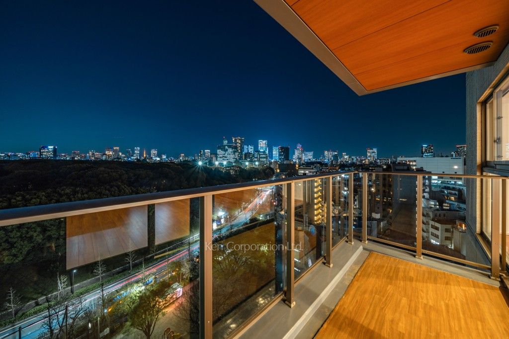 プレミスト代々木公園パークフロント 12階 2LDK