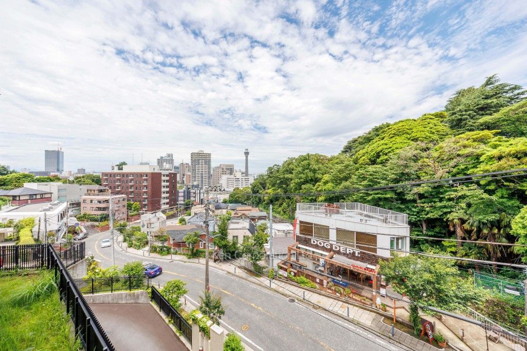 オープンレジデンシア山手101 壱番館