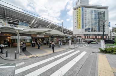 自由が丘駅前