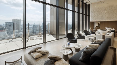 TAKANAWA GATEWAY CITY RESIDENCE スカイラウンジ　※写真提供・株式会社ジェイアール東日本都市開発